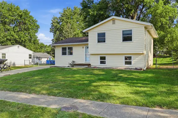 110 Gepke Parkway, Des Moines, IA 50320