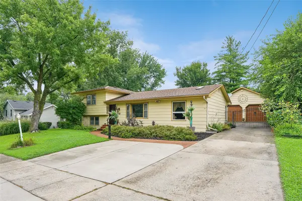 330 Greenfield Parkway, Des Moines, IA 50320