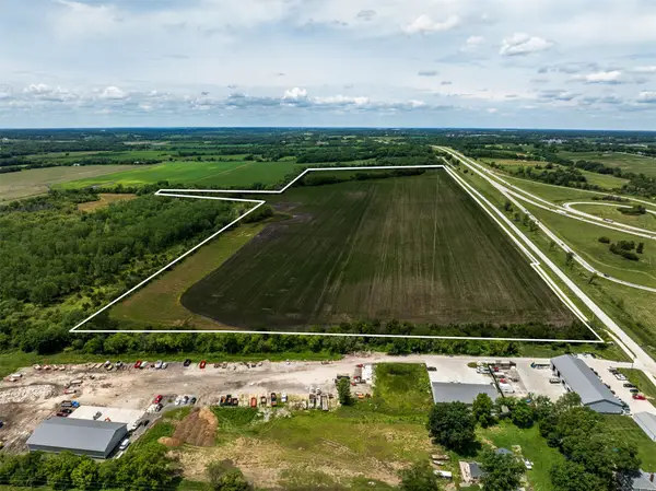 000 County Line Road, Carlisle, IA 50047