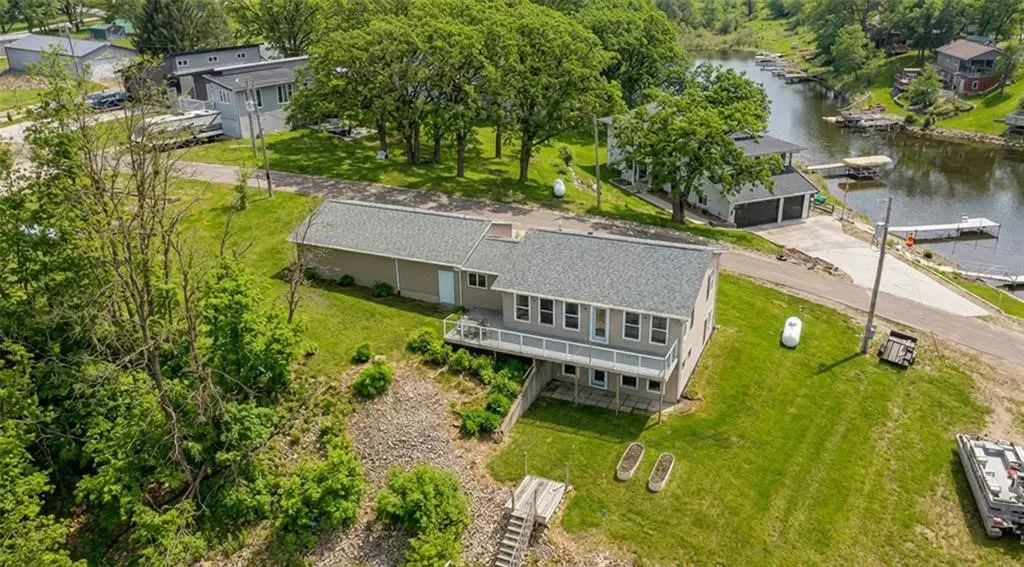 8104 Lakeshore Drive, Dexter, IA 50070 - #1