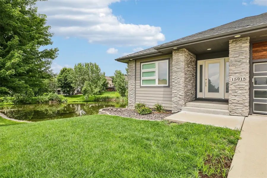 15915 Aurora Avenue, Urbandale, IA 50323 - #2
