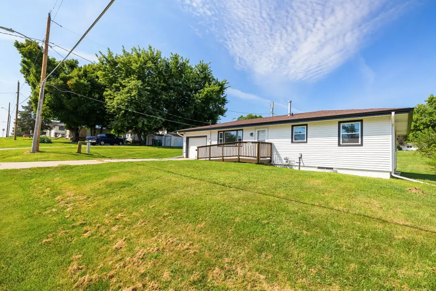 612 Dallas Street, De Soto, IA 50069 - #3