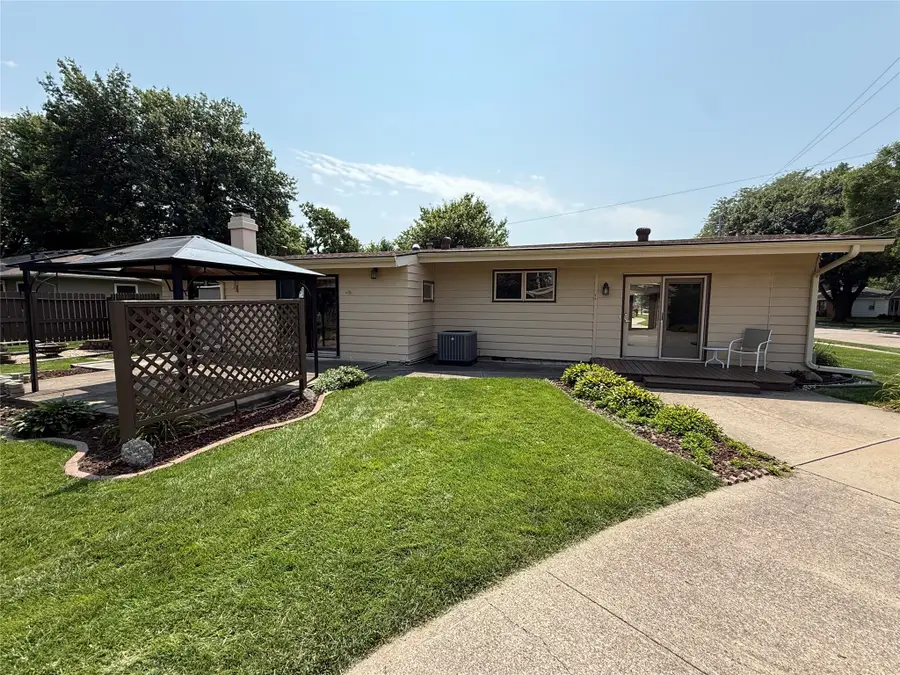 910 SW 2nd Street Place, Ankeny, IA 50023 - #2