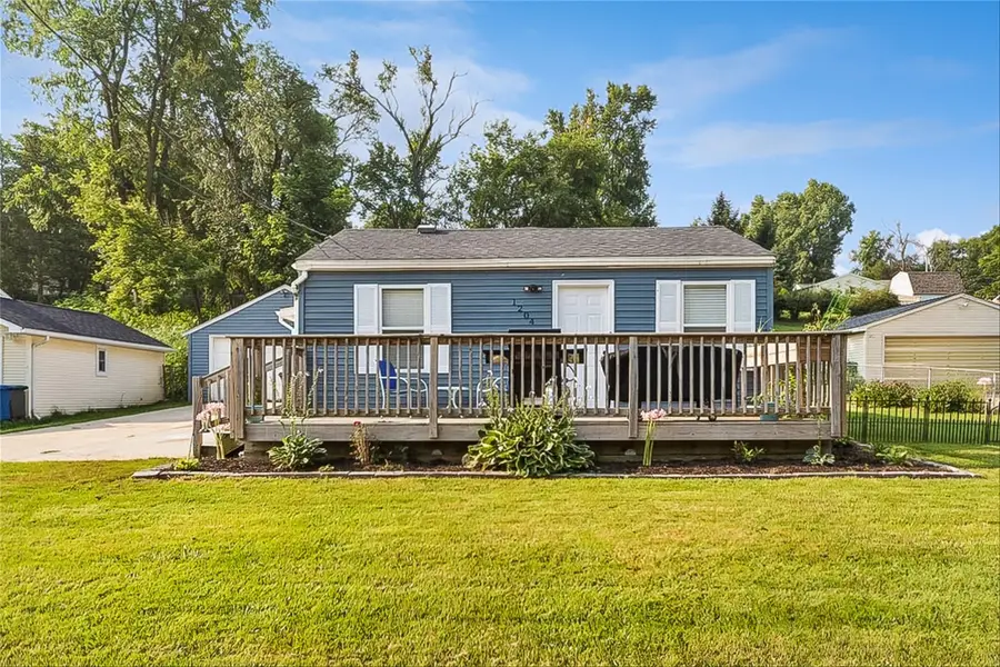 1204 Spring Street, Des Moines, IA 50315 - #2