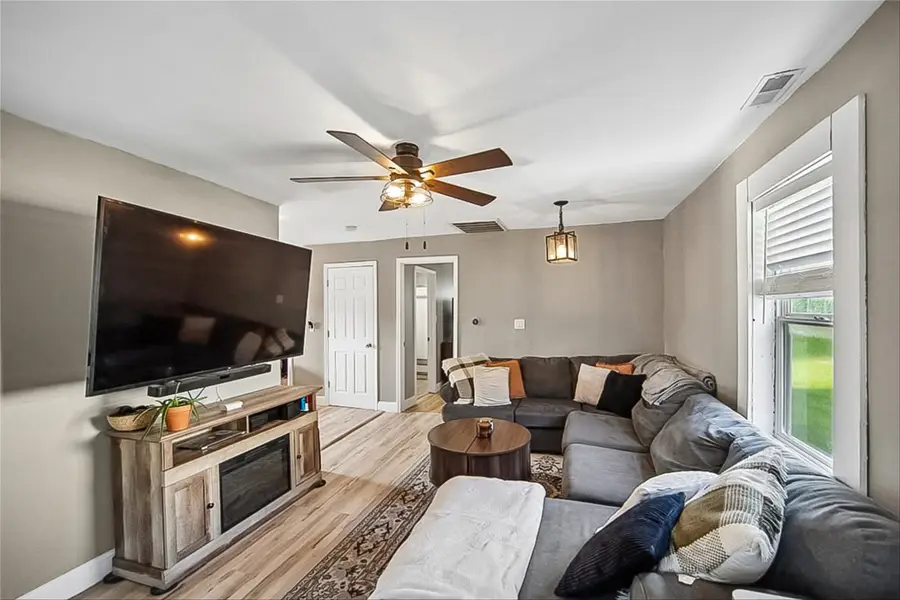 1204 Spring Street, Des Moines, IA 50315 - #3