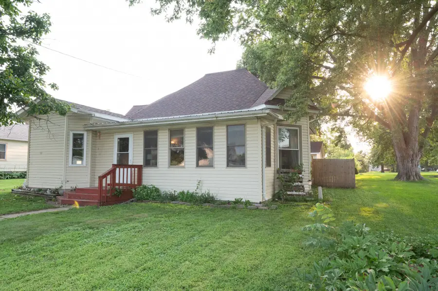 218 S 4th Street, Milo, IA 50166 - #2