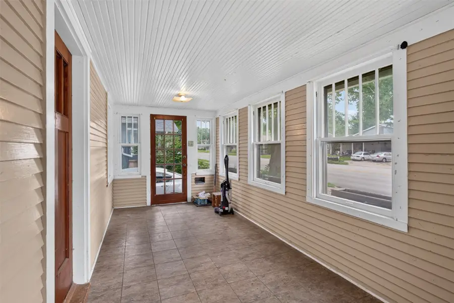 1111 Grand Avenue, Ames, IA 50010 - #3