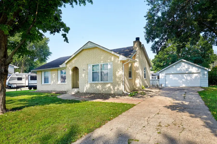 4421 73rd Street, Urbandale, IA 50322 - #2