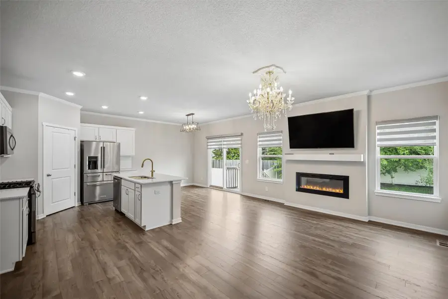 2521 NW Woodbury Drive, Ankeny, IA 50023 - #3