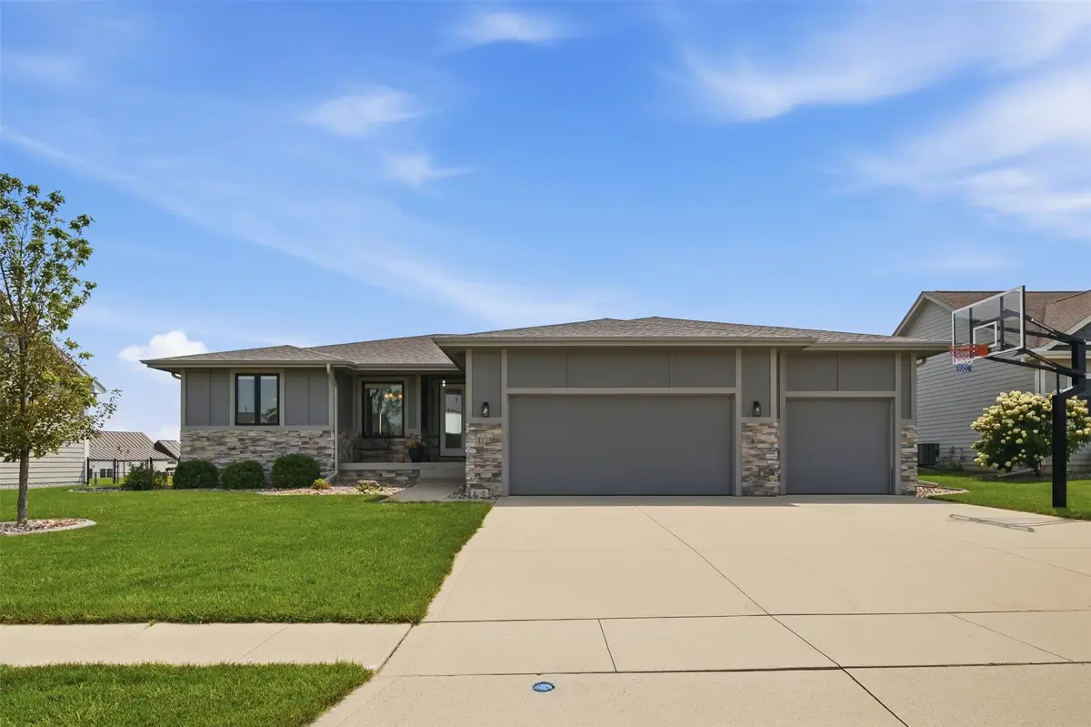 1716 Falcon Drive, Polk City, IA 50226 - #1