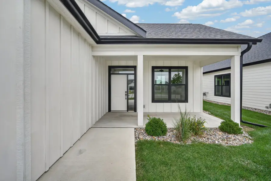 18309 Dooley Drive, Clive, IA 50325 - #3