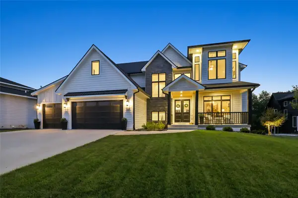 1025 Ford Lane, Waukee, IA 50263
