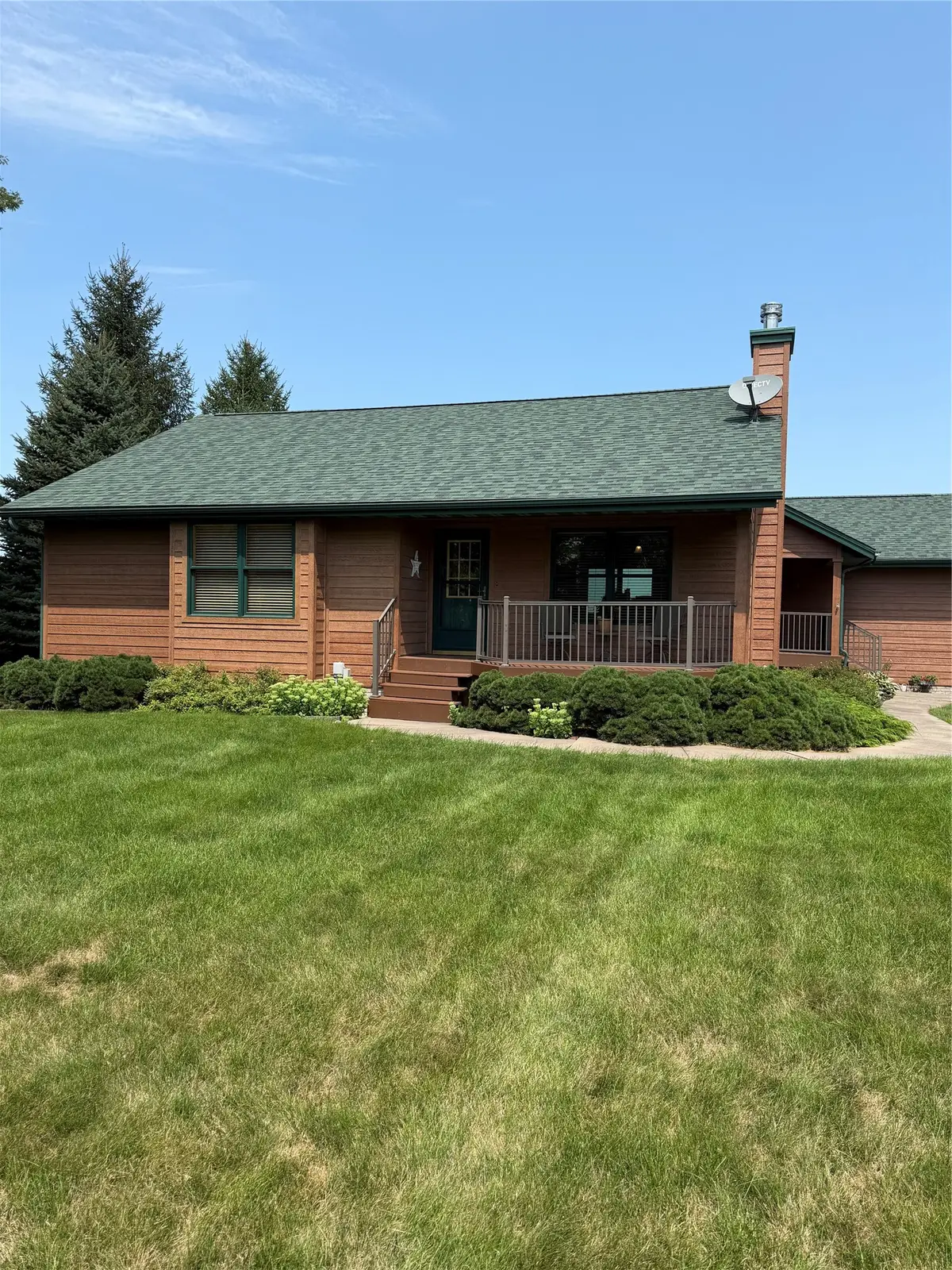 201 385th Avenue, Grinnell, IA 50112 - #1
