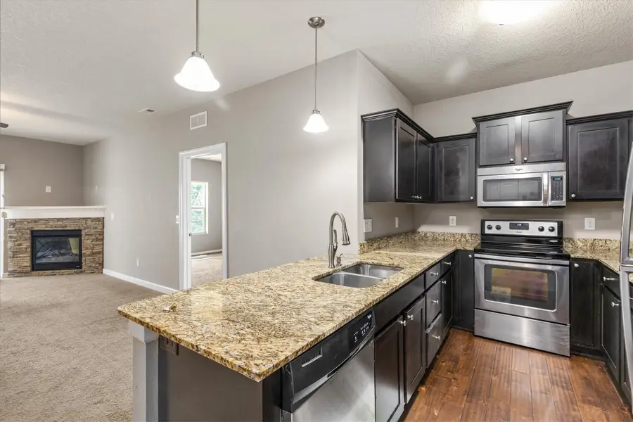 8350 Ep True Parkway #3204, West Des Moines, IA 50266 - #3