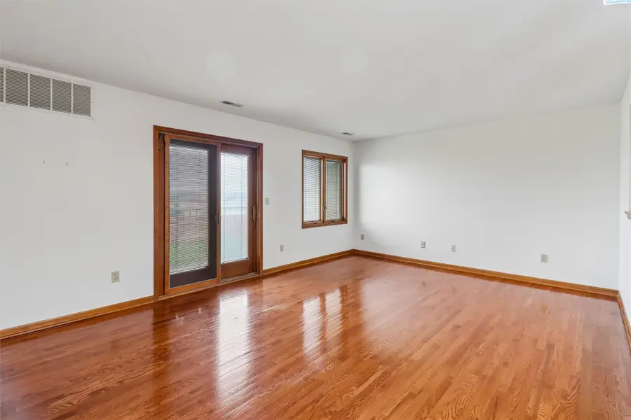 405 SE Delaware Avenue #205, Ankeny, IA 50021 - #3