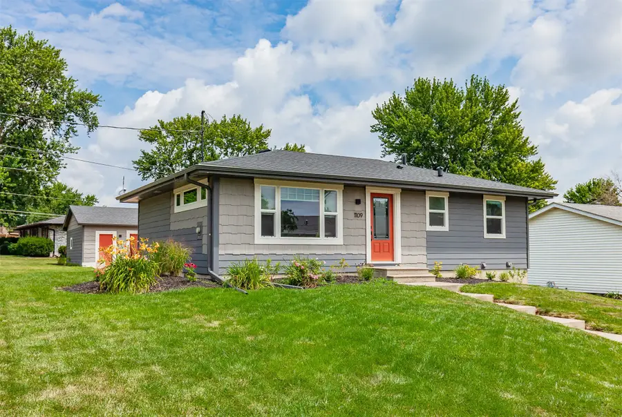 1109 4th Street Sw, Altoona, IA 50009 - #3