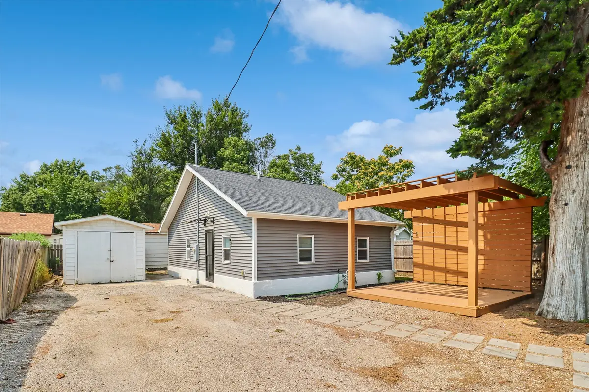 4008 SW 7th Street, Des Moines, IA 50315 - #1