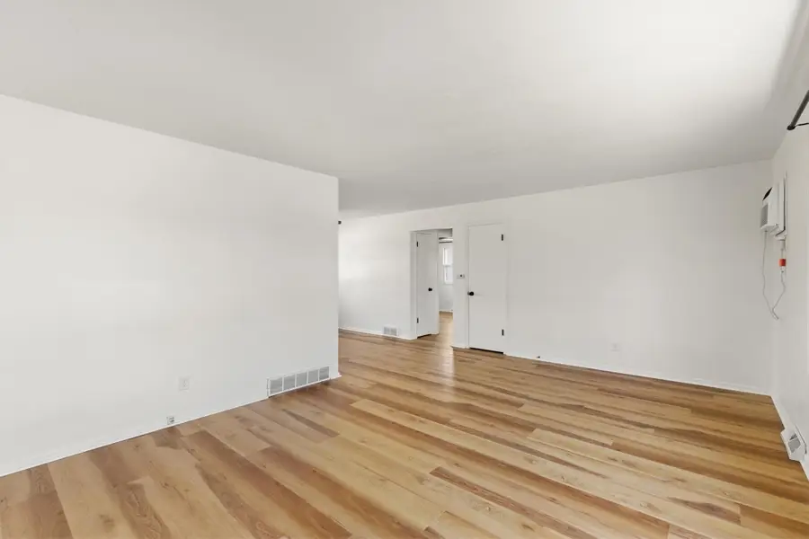 102 NW Sharmin Drive, Ankeny, IA 50023 - #3