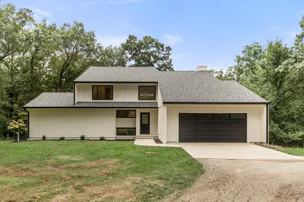 9941 Mckinley Trail, Indianola, IA 50125