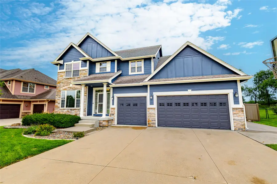 8340 Parkside Circle, West Des Moines, IA 50266 - #3