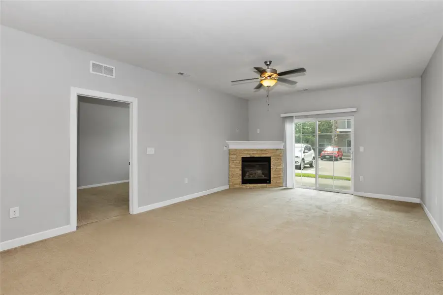 8350 Ep True Parkway #3103, West Des Moines, IA 50266 - #2