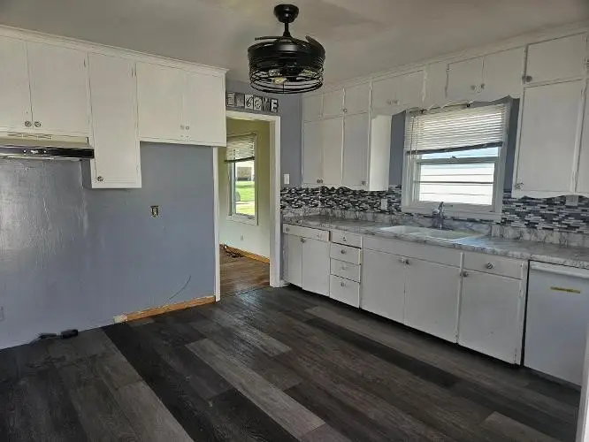 1125 Park Avenue, Chariton, IA 50049 - #3