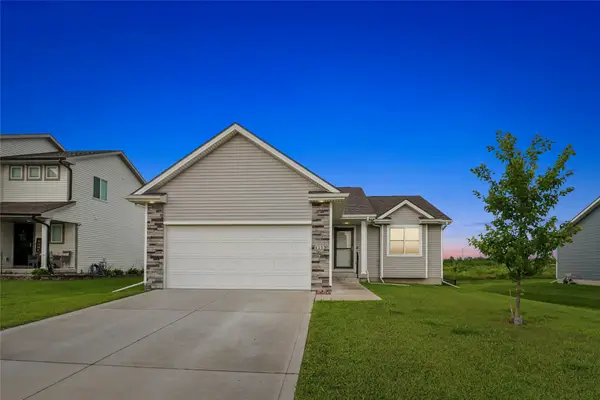 1115 Locust Street, Waukee, IA 50263