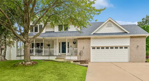 455 Edgewood Lane, Pleasant Hill, IA 50327
