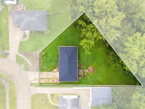 900 E Girard Avenue, Indianola, IA 50125