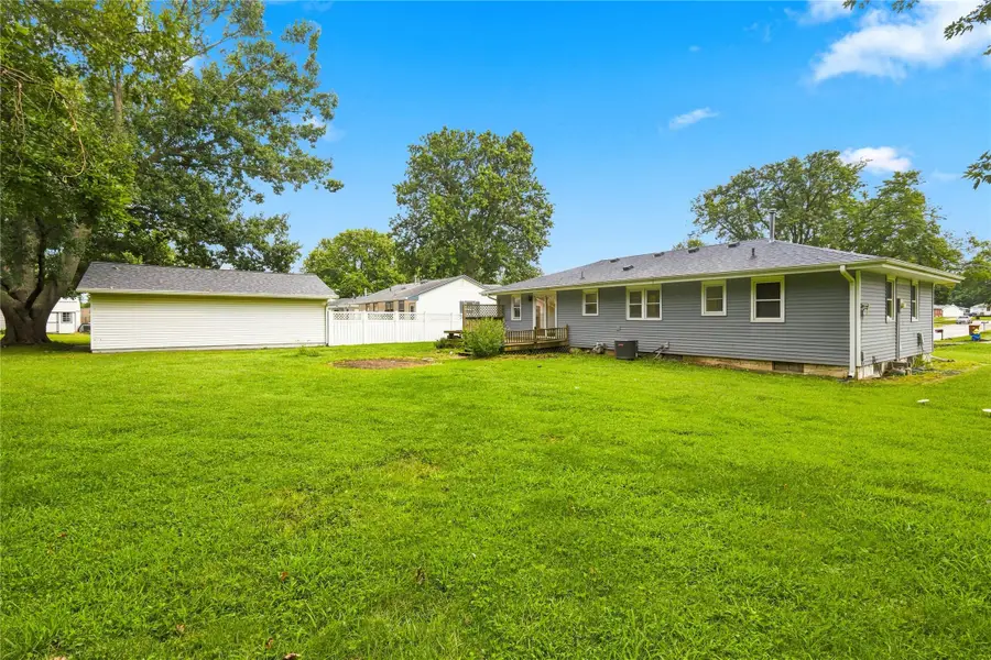 900 E Girard Avenue, Indianola, IA 50125 - #3