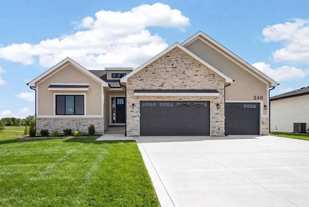260 NW Copperleaf Court, Waukee, IA 50263 - #1