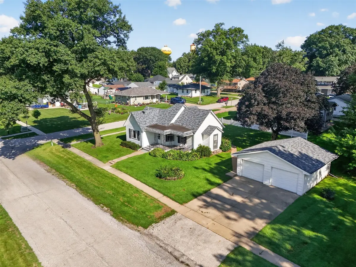 535 Main Street, Carlisle, IA 50047 - #1