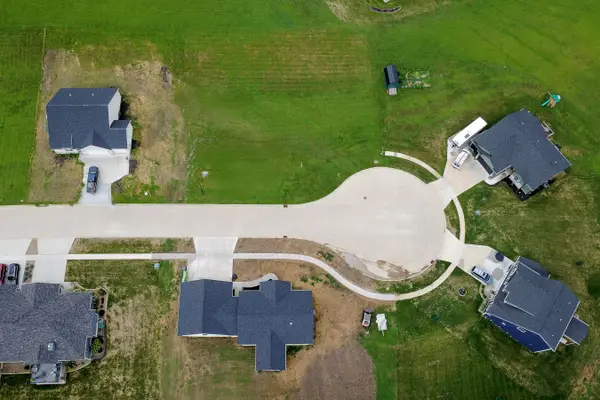 1912 Greenbelt Drive, Oskaloosa, IA 52577