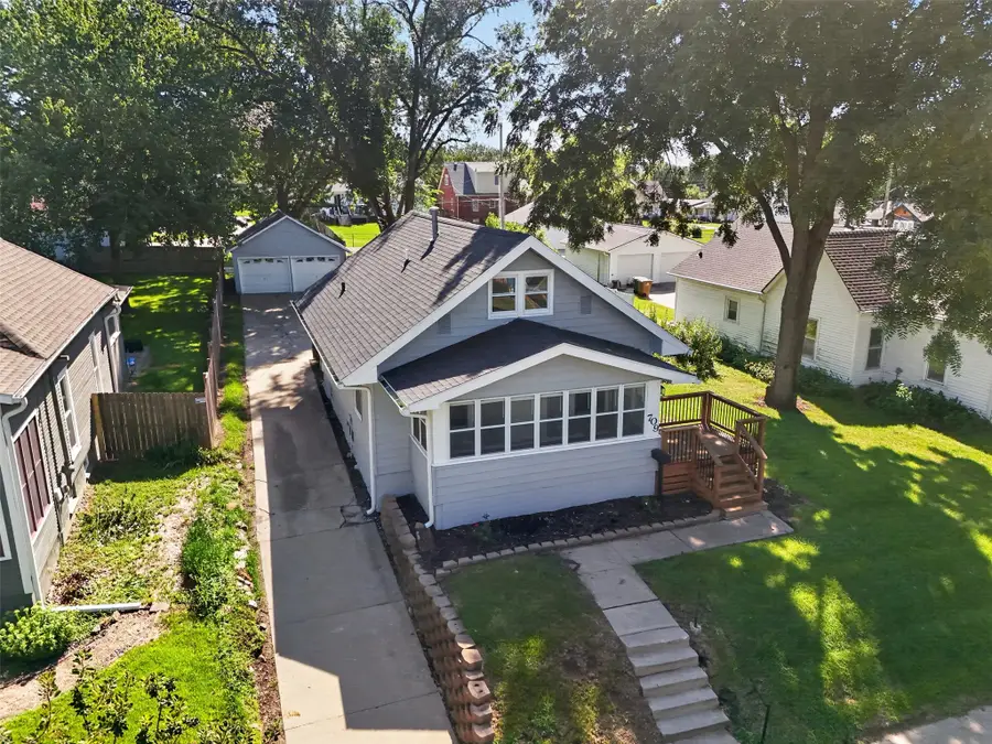 709 Ninth Street, West Des Moines, IA 50265 - #3