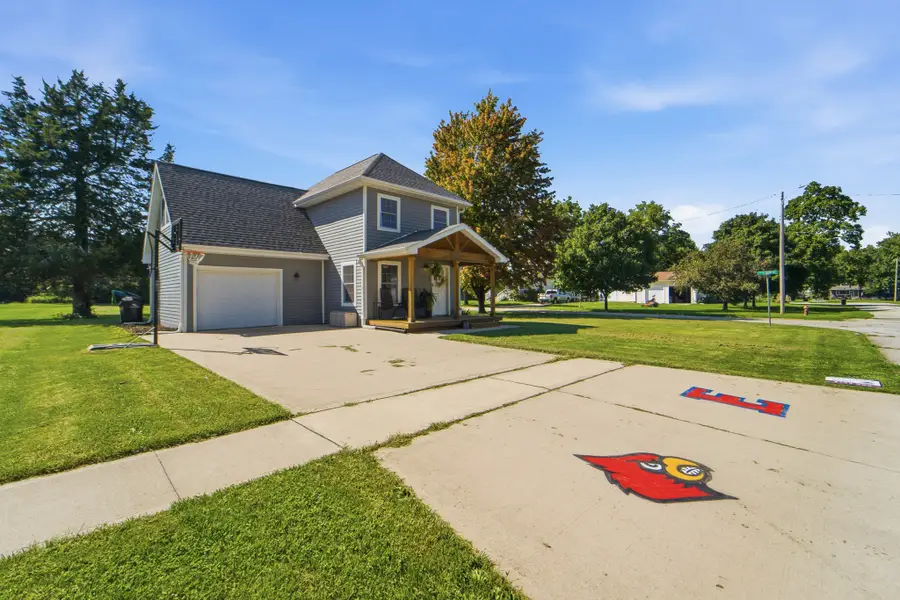 335 NW Lynn Avenue, Earlham, IA 50072 - #2