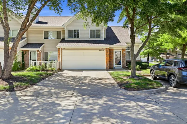2241 Grand Avenue #11, West Des Moines, IA 50265
