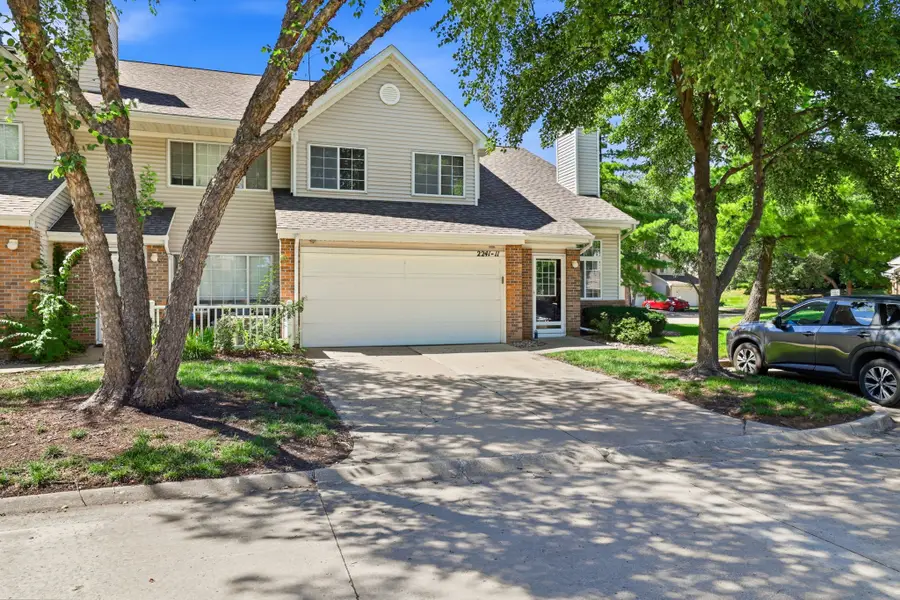 2241 Grand Avenue #11, West Des Moines, IA 50265 - #2
