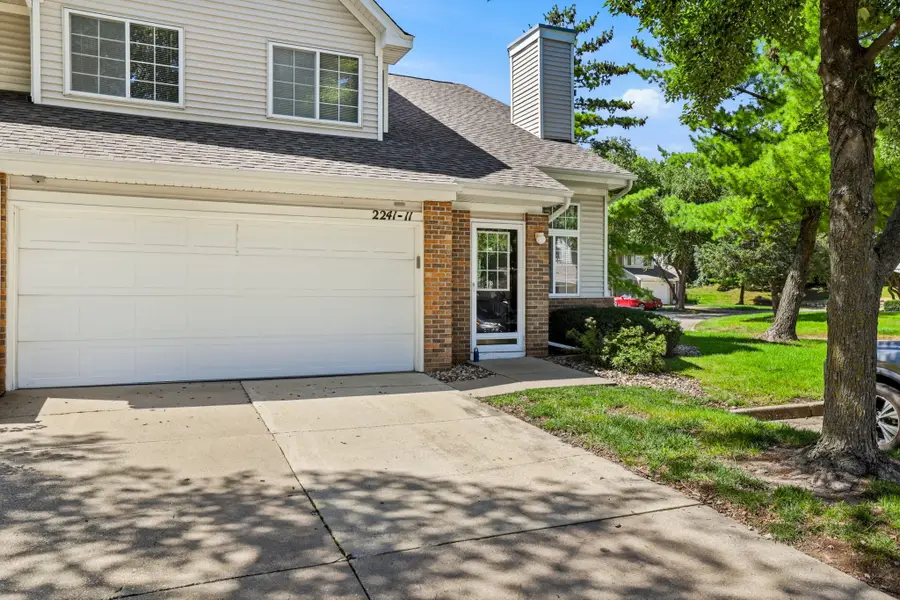 2241 Grand Avenue #11, West Des Moines, IA 50265 - #3