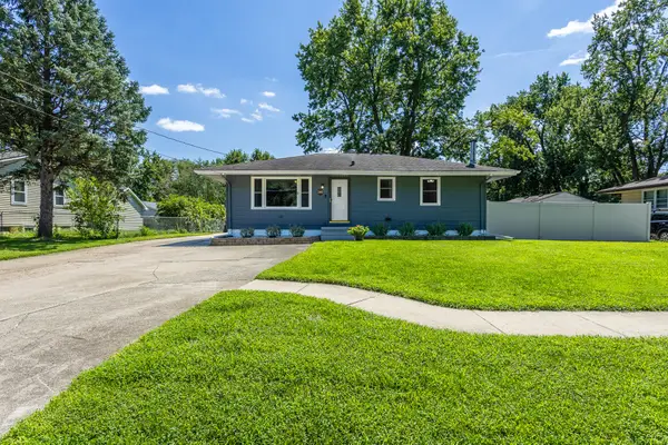 240 Bel Aire Drive, Waukee, IA 50263