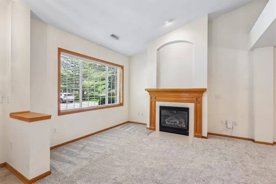 7610 Wistful Vista Drive #604, West Des Moines, IA 50266 - #3