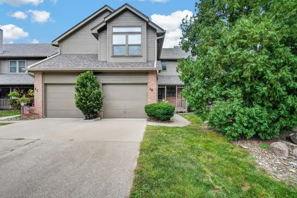 1070 50th Street #6B, West Des Moines, IA 50266