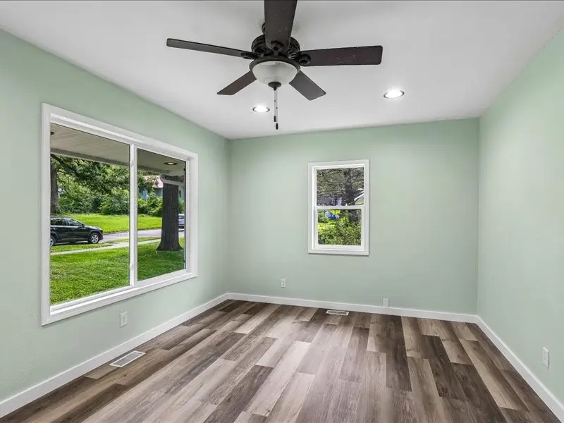 1806 28th Street, Des Moines, IA 50310 - #2