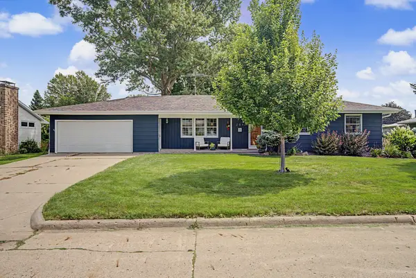204 E 21st Street N, Newton, IA 50208