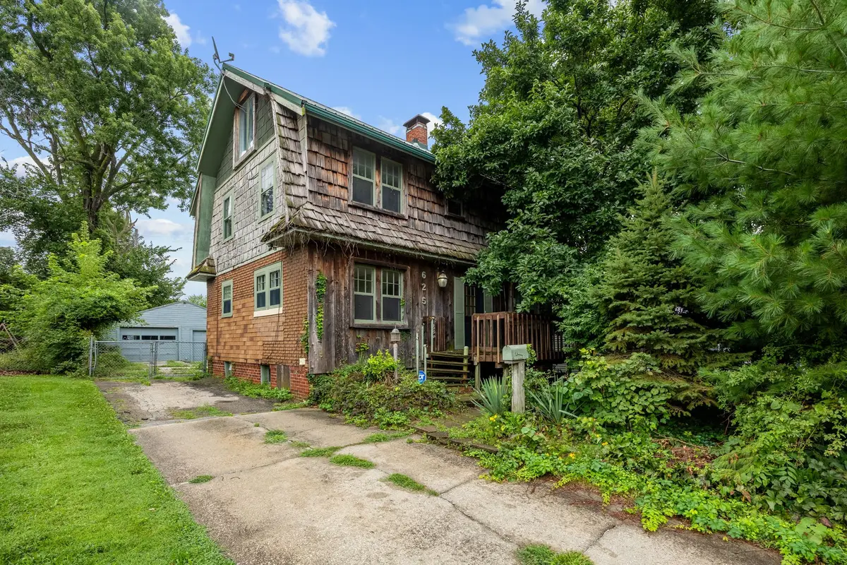 625 12th Street, West Des Moines, IA 50265 - #1