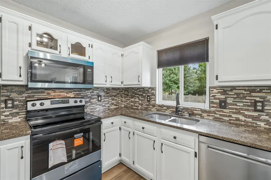 140 SE Dogwood Lane, Waukee, IA 50263 - #3