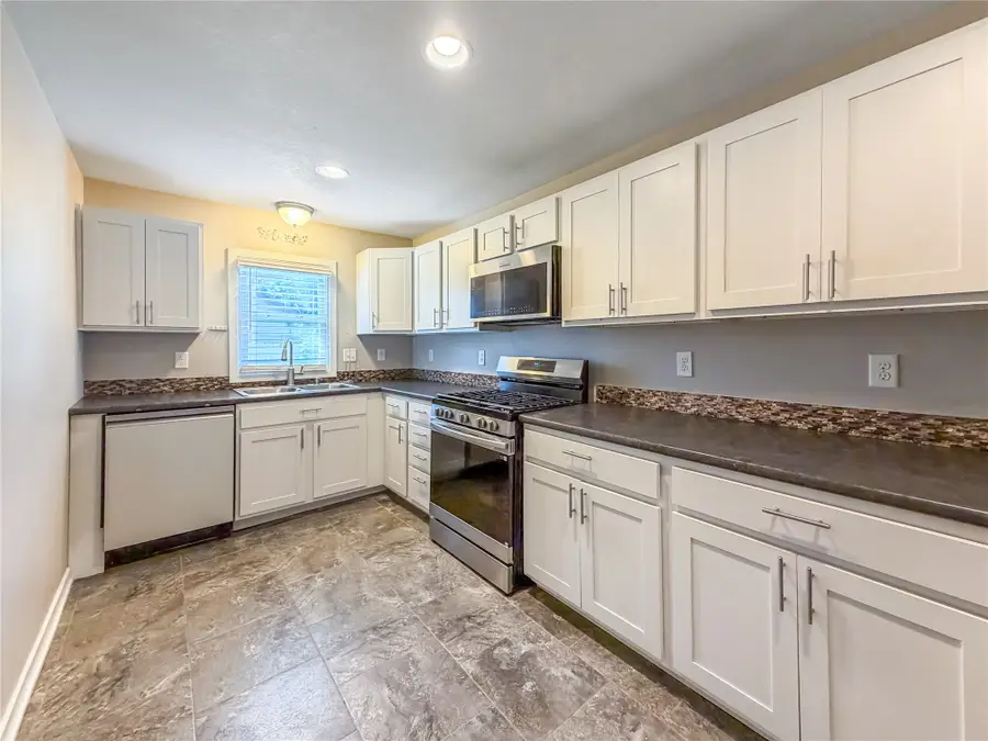 420 7th Street, West Des Moines, IA 50265 - #2