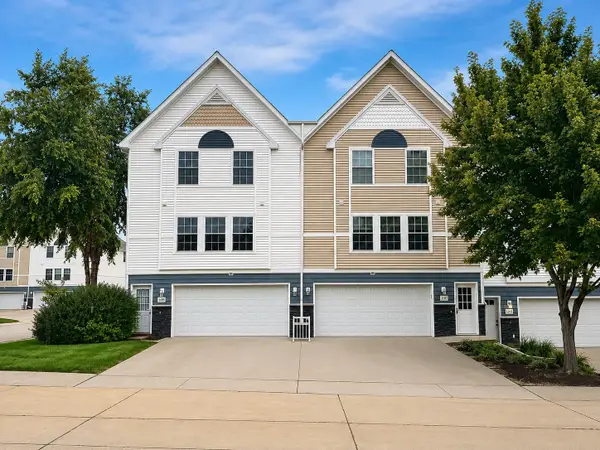 1107 SE Village View Lane, Ankeny, IA 50021