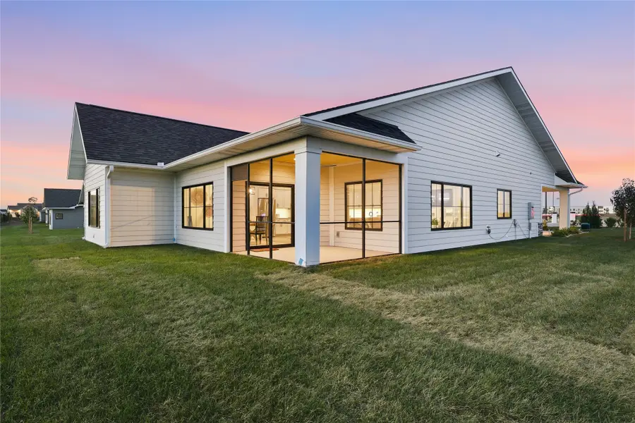 2620 SE Stonegate Court, Waukee, IA 50266 - #2