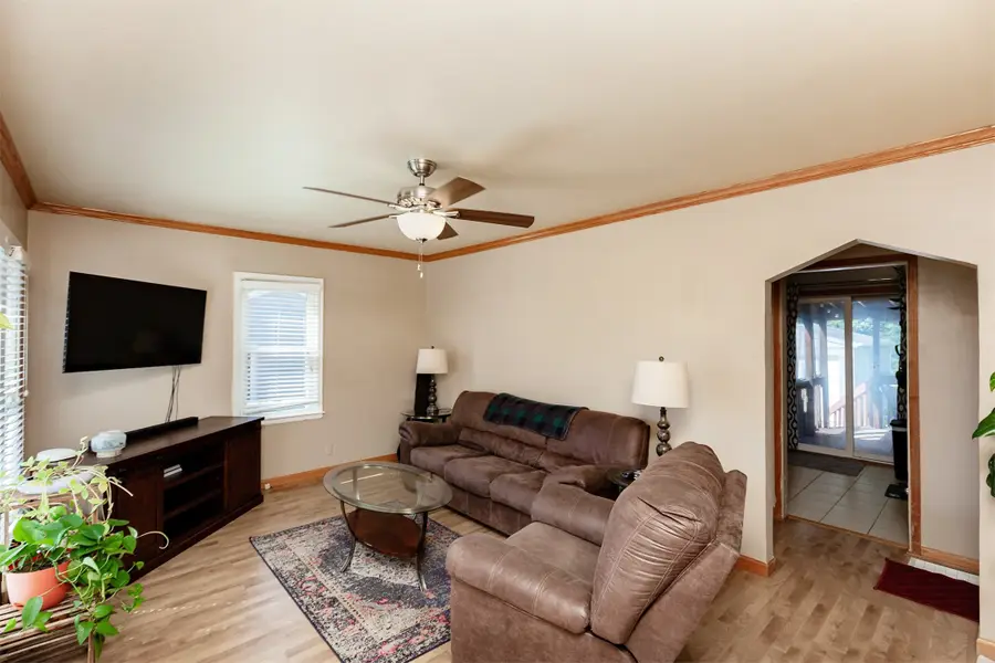 1826 57th Street, Des Moines, IA 50310 - #3