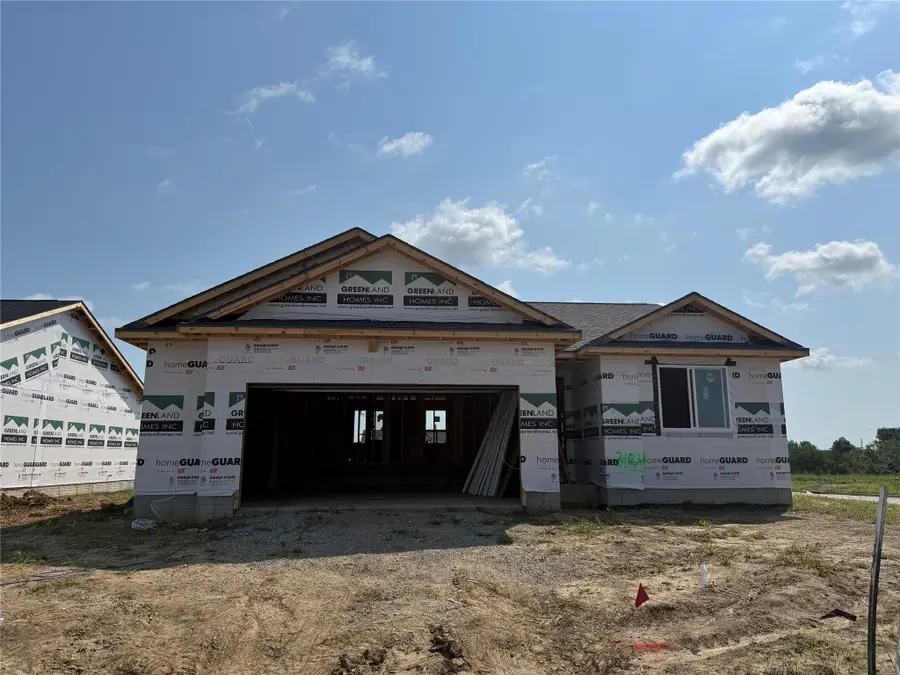 3184 Marigold Circle, Pella, IA 50219 - #2